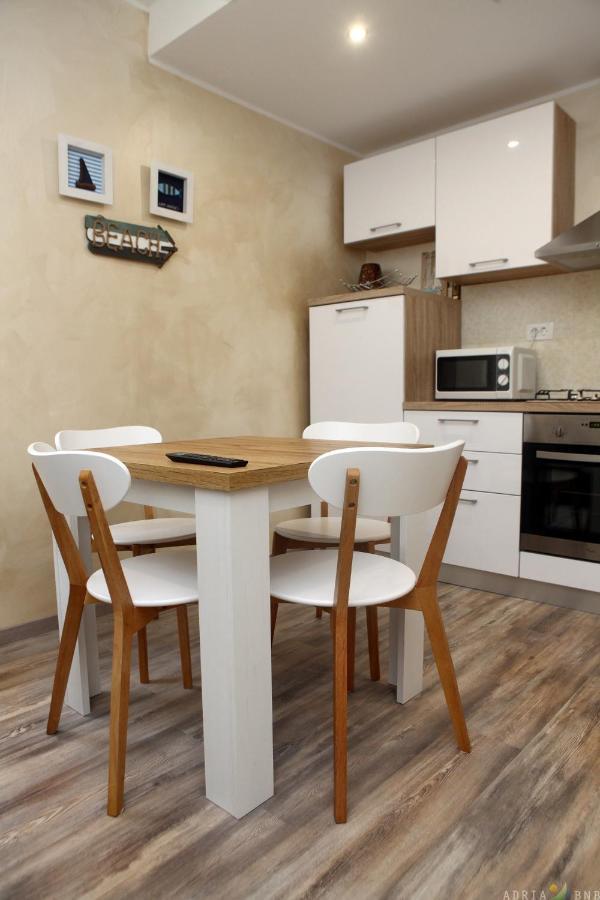 Nice Apartment Near The Sea Es3 Umag Buitenkant foto