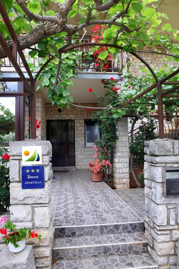 Nice Apartment Near The Sea Es3 Umag Buitenkant foto