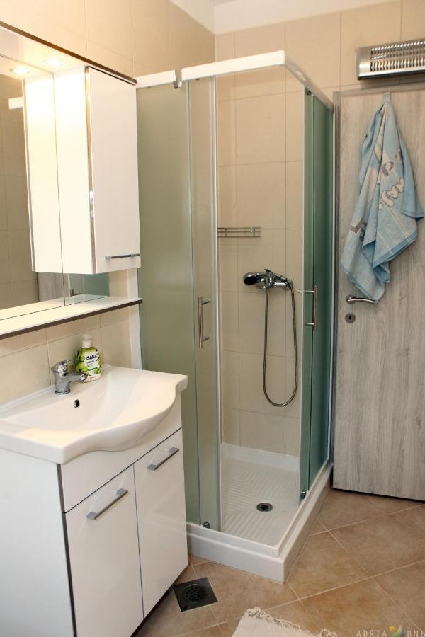 Nice Apartment Near The Sea Es3 Umag Buitenkant foto